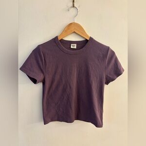 Aritzia Sunday Best Short Sleeve T-Shirt in Deep Purple, Size Medium, Cotton